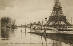 パリ洪水２（1910年）.jpg